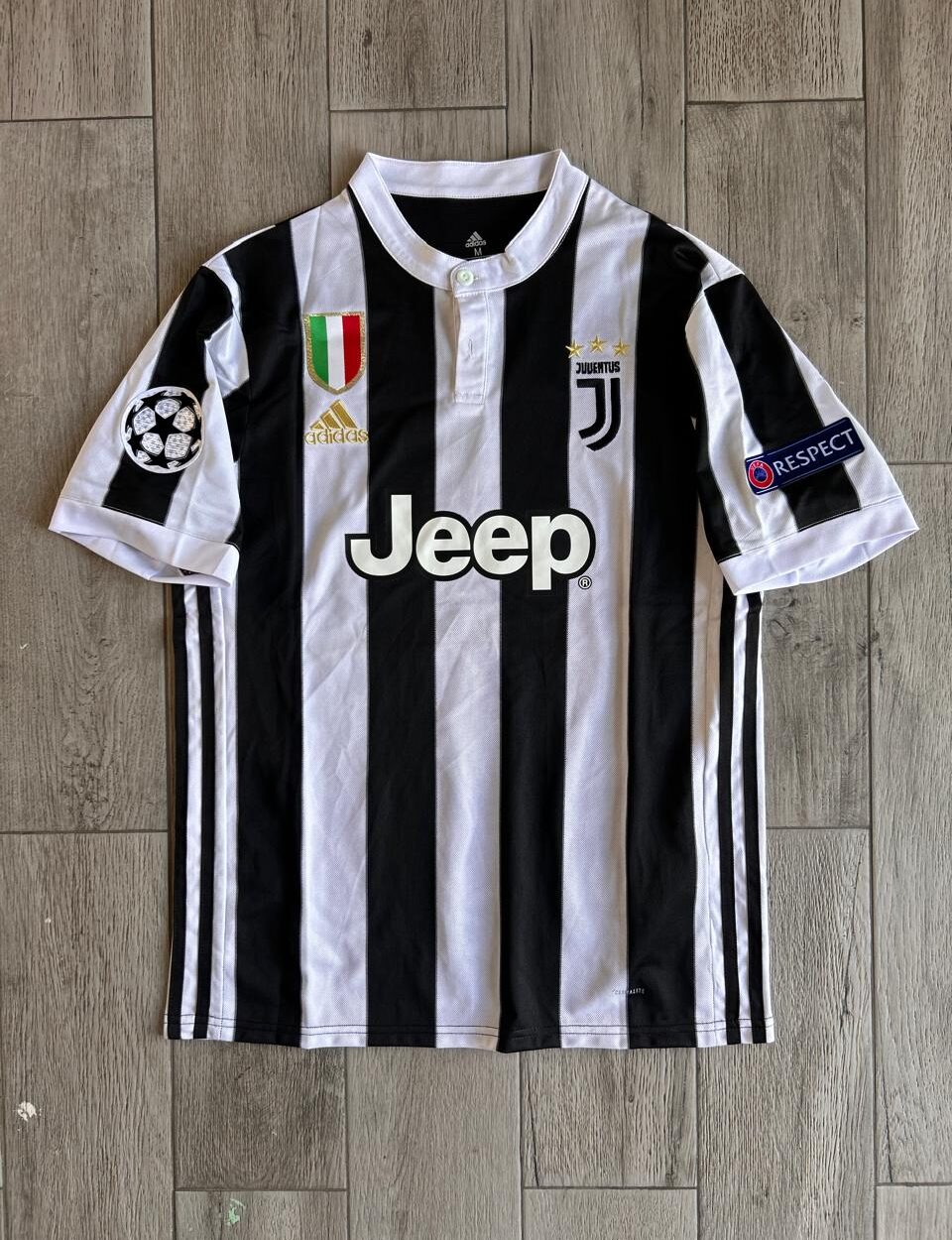 Juventus 2017-18 Local - Imagen 3