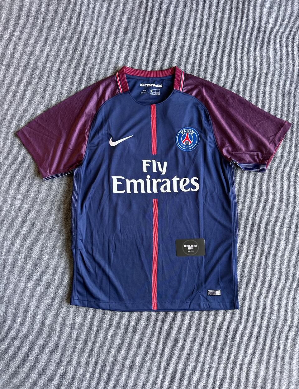 PSG 2017-18 Local - Imagen 3