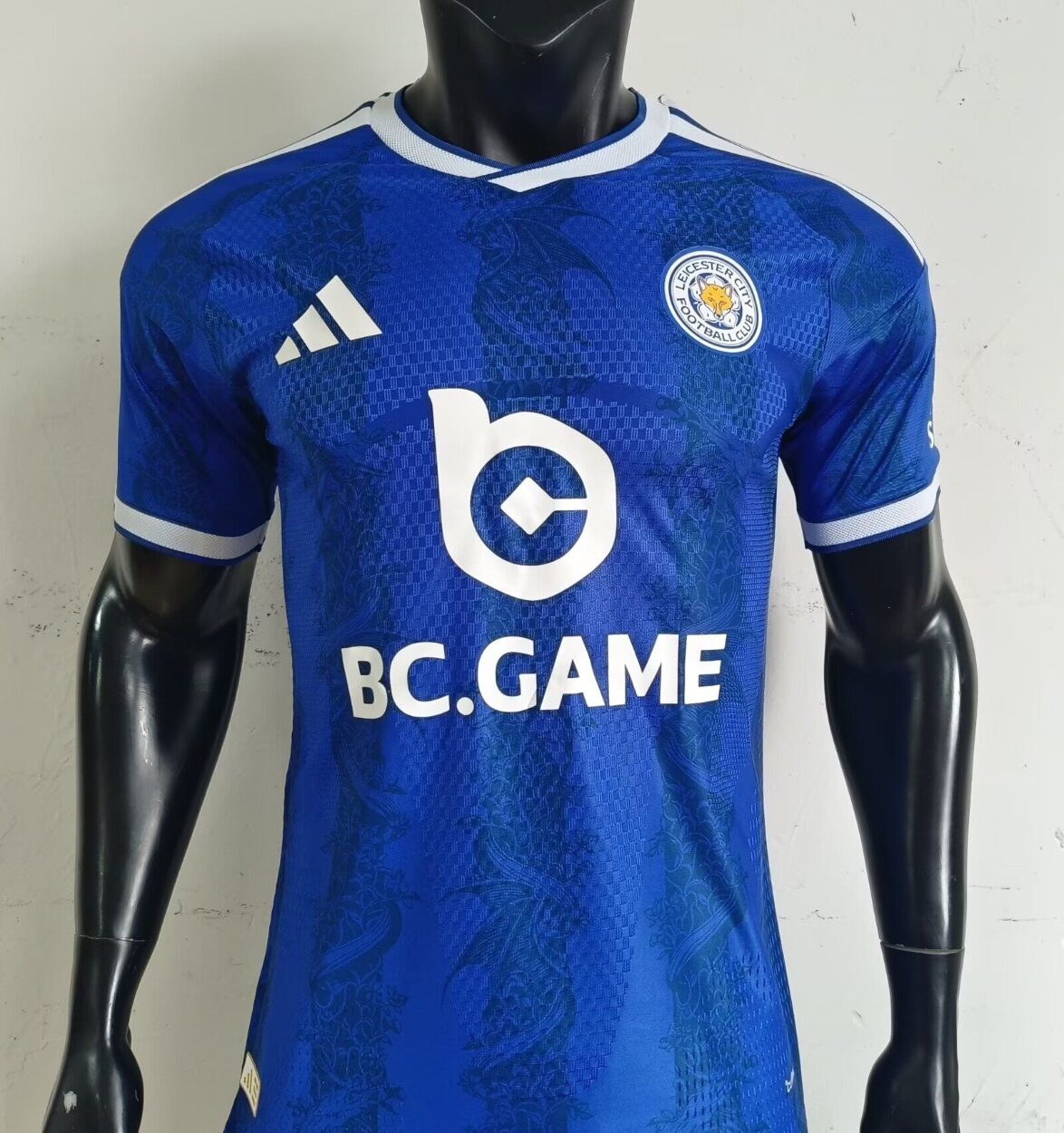 Leicester 2026-27 Local V. Jugador - Imagen 1
